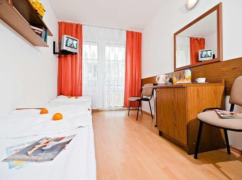 Hotel Bispol Trzebiatów Pokoj fotografie